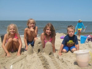 4 new castles on the beach today!